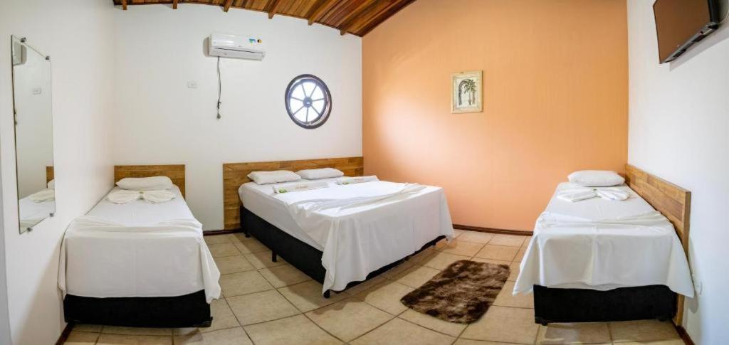 אובטובה Hotel Dellamares מראה חיצוני תמונה